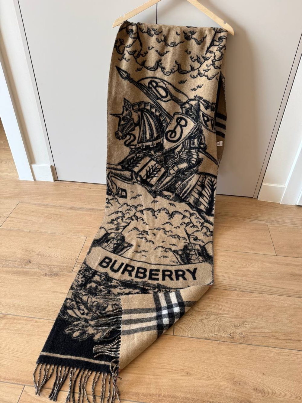 Burberry Reversible Cashmere Scarf – 100% Cashmere